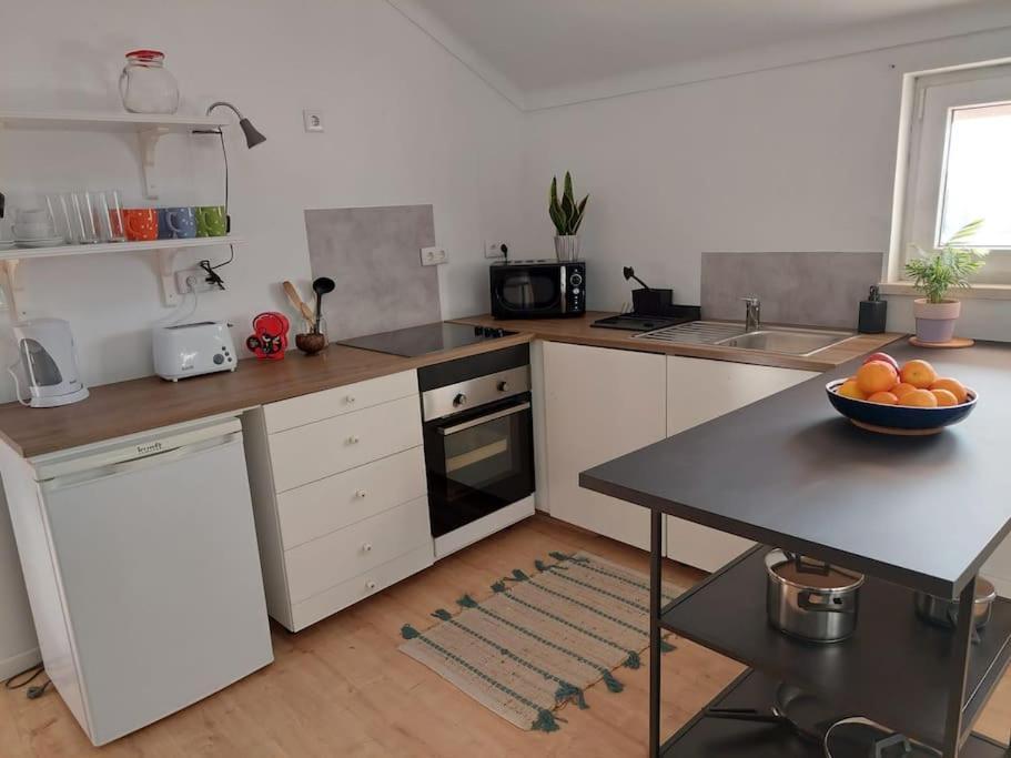 Casa Alegria - The Orangery Apartment